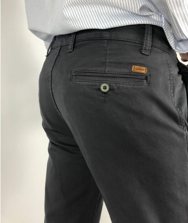 chinos gris medio de hombre 597 48 marca