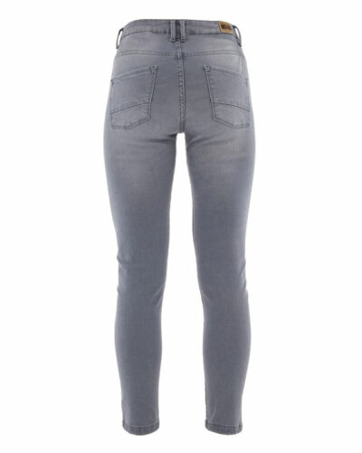 Los Jeans de mujer FINISH en vaquero gris con lavado Used son muy confortables gracias a su tejido superelástico de alta calidad y durabilidad. Jeans de mujer 5 bolsillos con botón y cremallera YKK de alta resistencia. Skinny. Diseñado y fabricado completamente en España. Envío gratuito a Península y Baleares. Envío gratuito a partir de 200€ a todas las zonas y países. Envío en: Península 24h /48h – Canarias y resto de países de 48h a 7 días        (Tiempo de preparación máximo 72h)