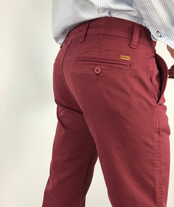 pantalones chinos burdeos piedra 597 22 lazhers