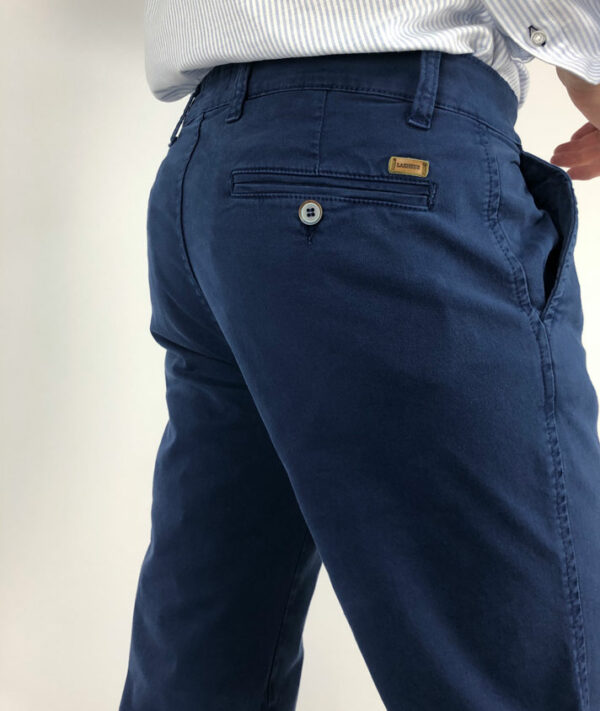 pantalones chinos regular 597 23 lazhers