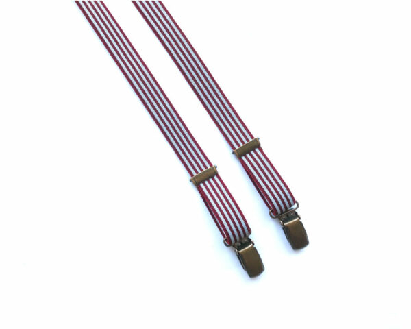 Sagra Potenciano nos trae estos tirantes NARROW STRIPED son un modelo muy fashion y refinado con un cruce en (Y) de lo más moderno y elegante. Se adaptan a cualquier tipo de look. Tirantes de 20 mm de ancho