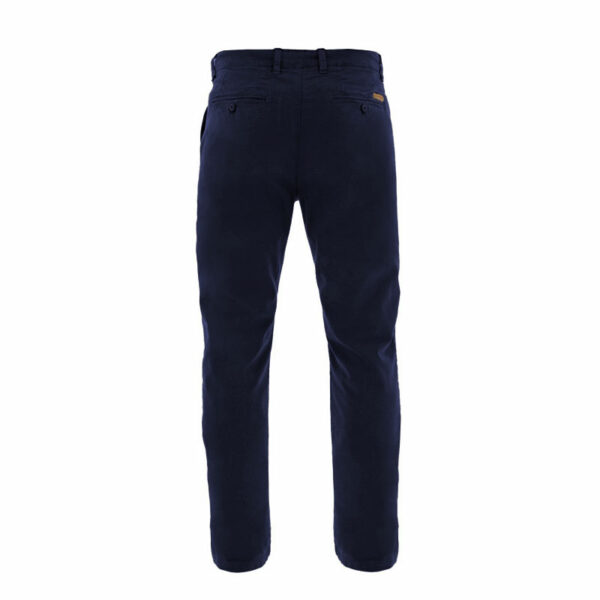 Los pantalones chinos NEVADA son muy confortables gracias a su tejido elástico de alta calidad y durabilidad. Ideales para uso diario y cualquier evento que requiera presencia en el vestir. Disponible en una gran variedad de colores. ¡Elige tu color! Pantalón chino de tiro alto con cremallera YKK de alta durabilidad. Regular Fit. Diseñado y fabricado completamente en España. Envío gratuito a Península y Baleares. Envío gratuito a partir de 200€ a todas las zonas y países. Envío en: Península 24h /48h – Canarias y resto de países de 48h a 7 días        (Tiempo de preparación máximo 72h)