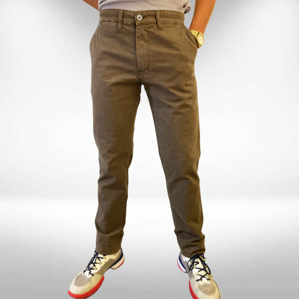 Pantalon tipo Chino de Estructura en colores de la marca Lazhers